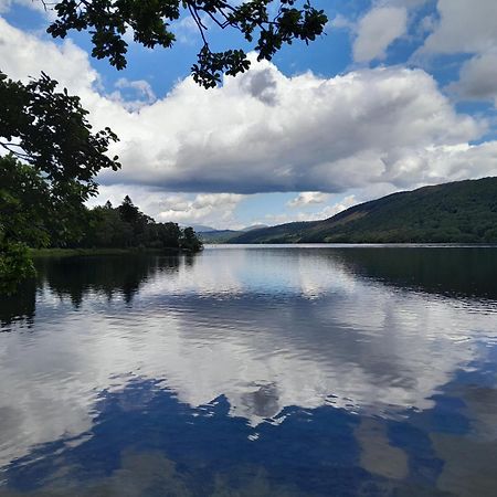 Ye Old'E Man Lake District Grange-Over-Sands Buitenkant foto