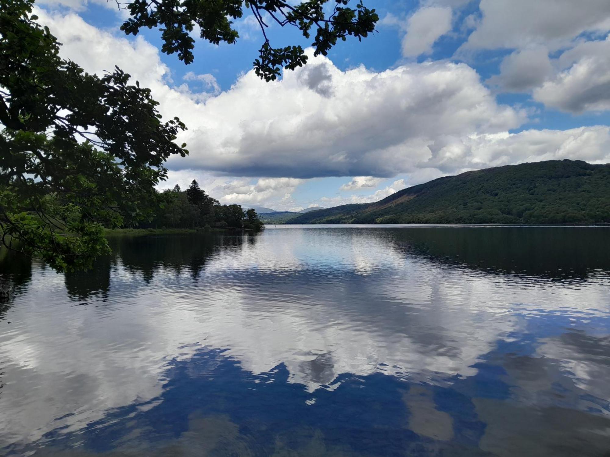 Ye Old'E Man Lake District Grange-Over-Sands Buitenkant foto