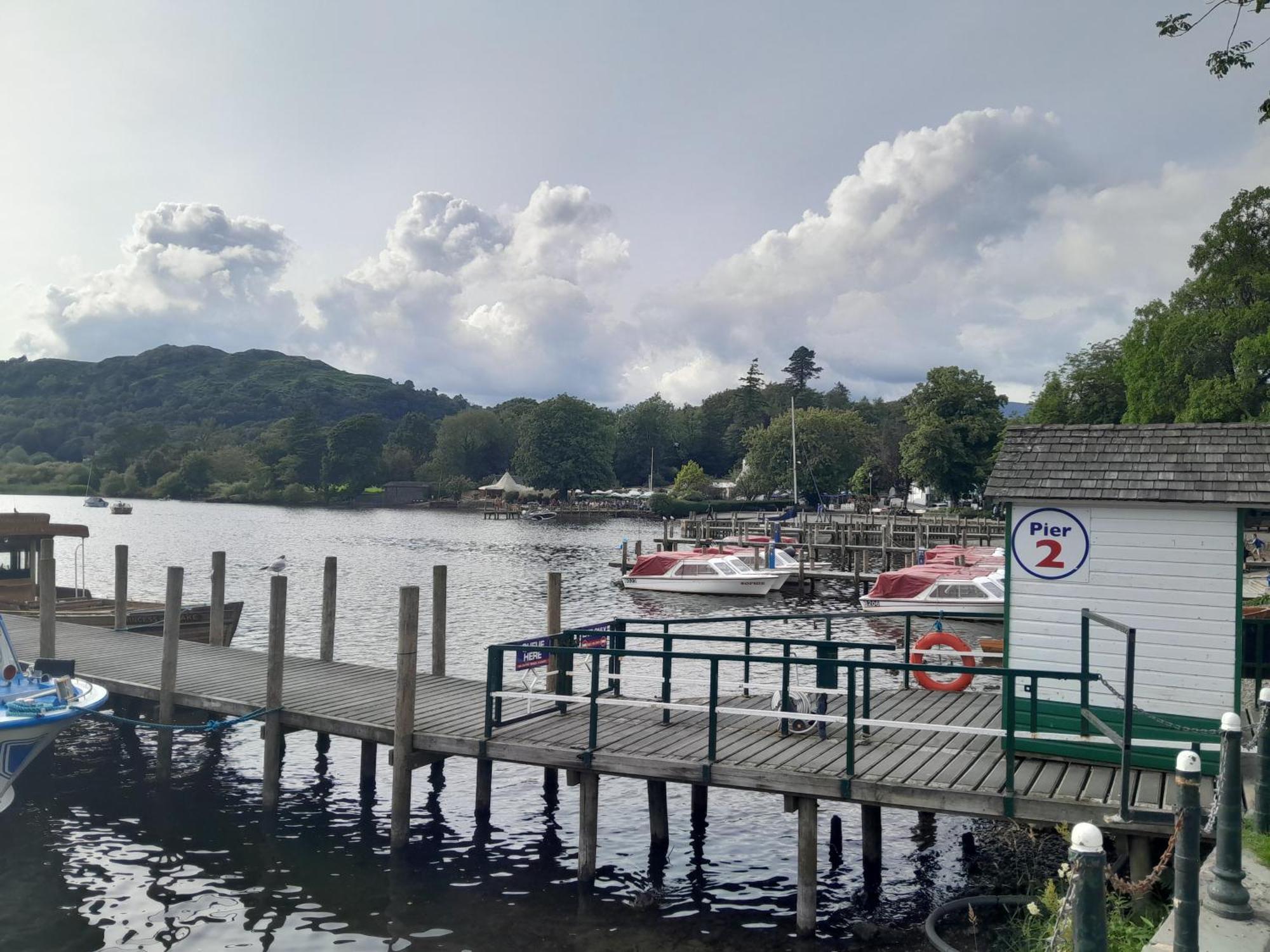 Ye Old'E Man Lake District Grange-Over-Sands Buitenkant foto